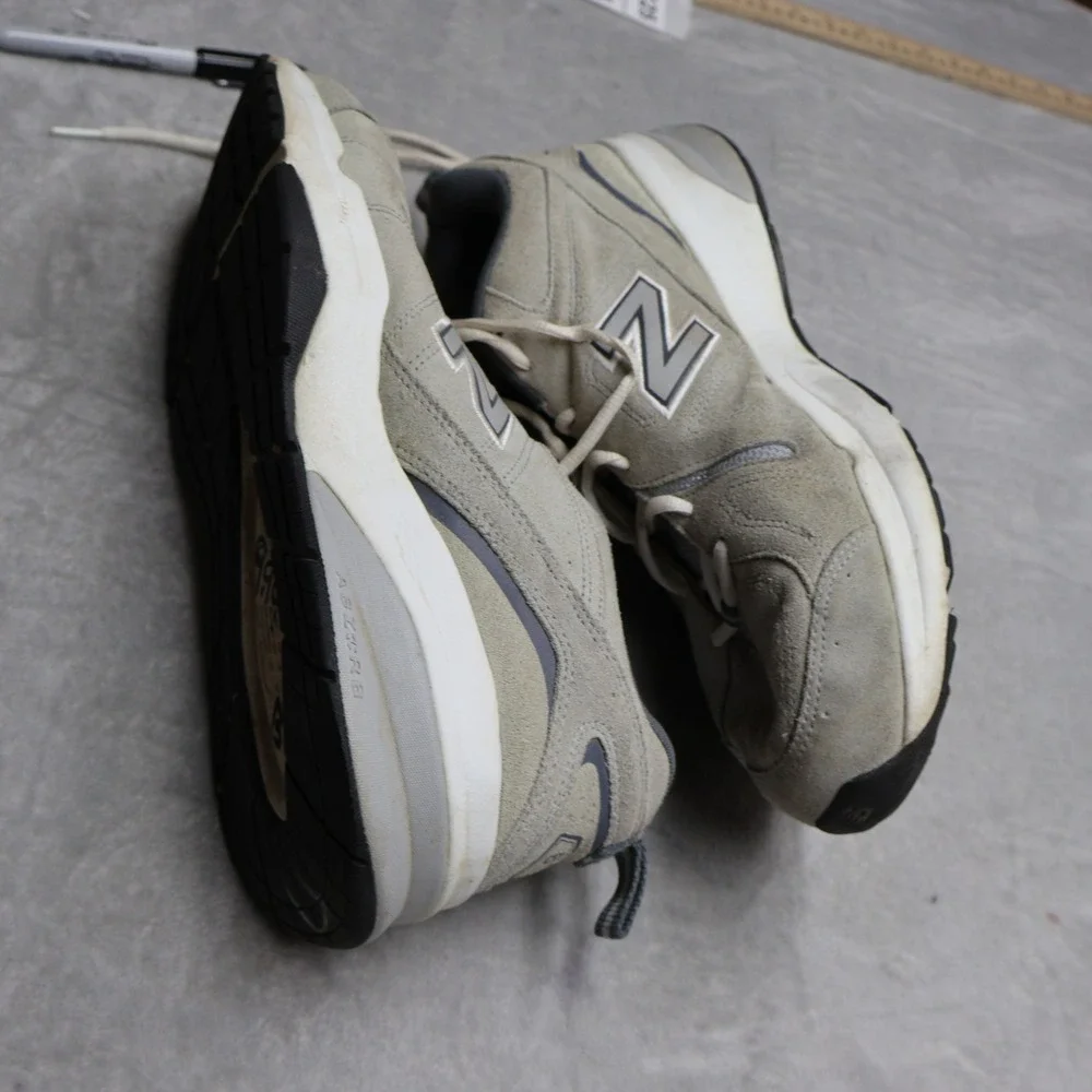 New Balance Mens 13 4E 619 Sneakers Grey Suede Leather Walking Cross Training